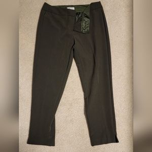 Ankle pants in olive drab color